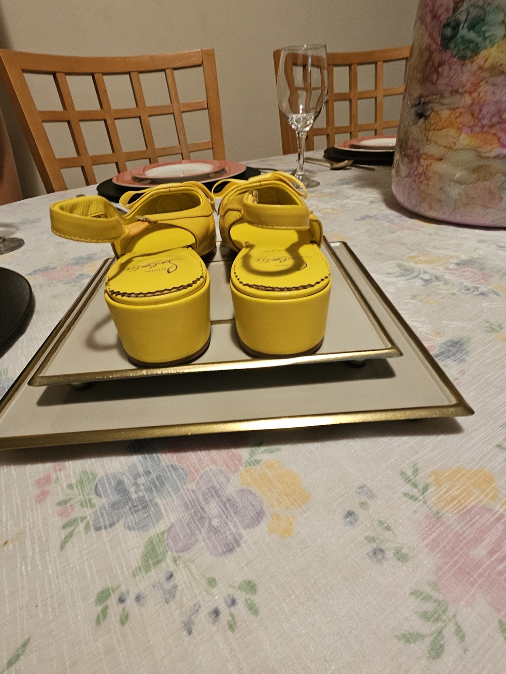 Christian Louboutin Bright Yellow Slingback Flats With Bow - Picture 4 of 6
